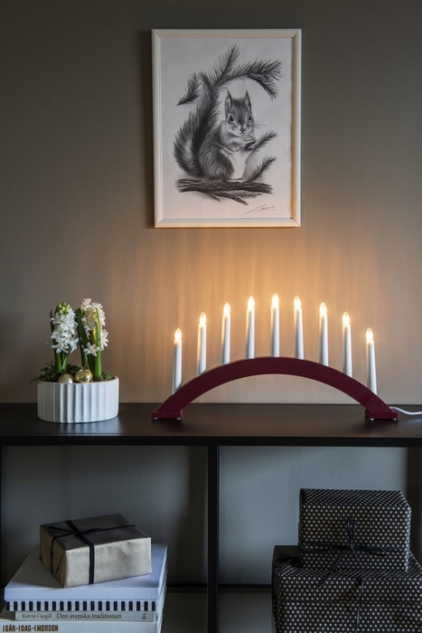 Adventsljusstake 9-armad Röd Konstsmide